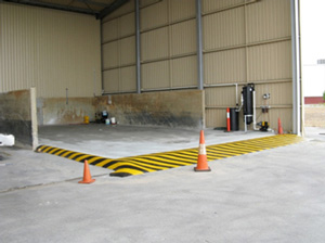 Equipment, car and truck wash, new bunded concrete washbay wash pad